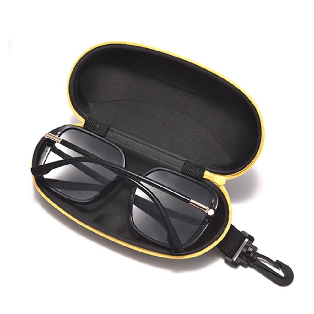 Hard Eyeglasses Case Large Cap – Sports Equipment Cabinet recenzja i cena
